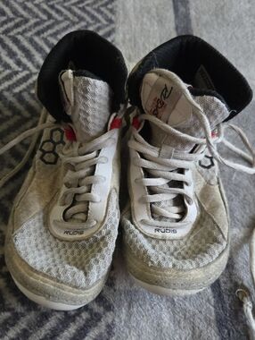 Rudis Gray Mesh Training Sneakers